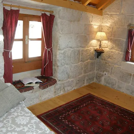 Holiday home Holiday 13843